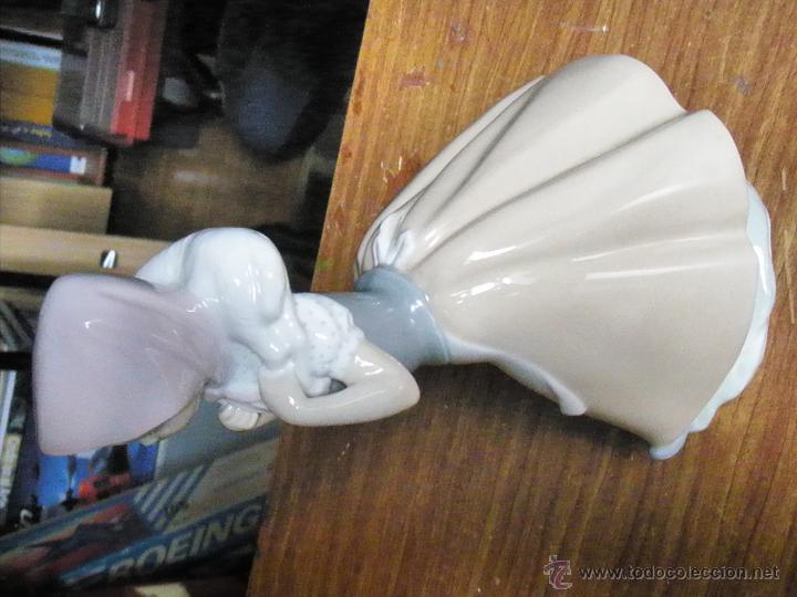 Antig&uuml;edades: FIGURA NAO (LLADRO) PASTORCILLA CON CORDERILLO - Foto 6