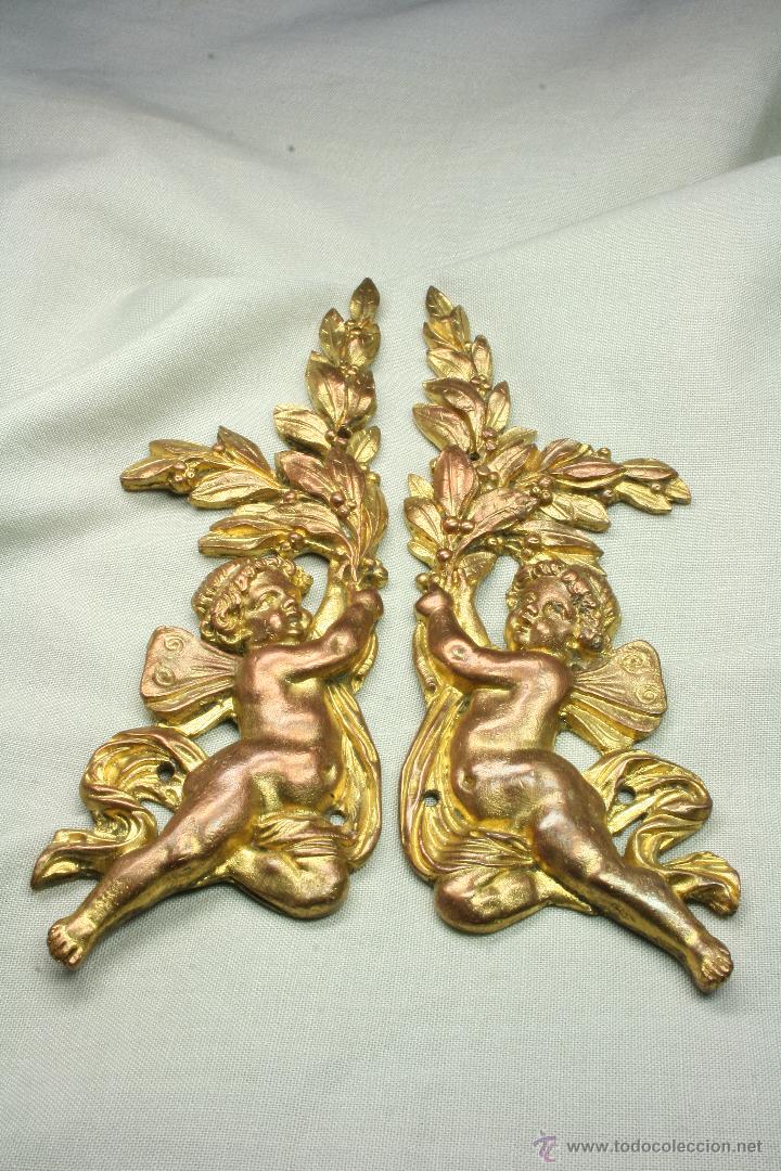Antig&uuml;edades: Apliques de bronce. Ni&ntilde;os. &Aacute;ngeles de bronce.