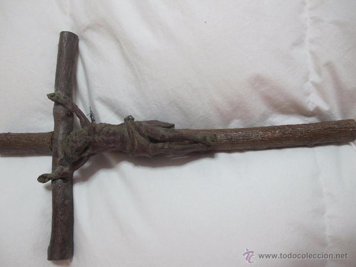 Antig&uuml;edades: TALLA DE MADERA . CRUCIFIIJO - Foto 5
