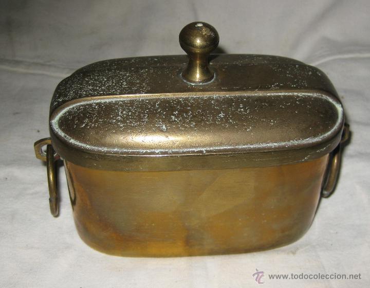 Antig&uuml;edades: CAJA PEQUE&Ntilde;A DE BRONCE DE MARCA BECARA - Foto 1