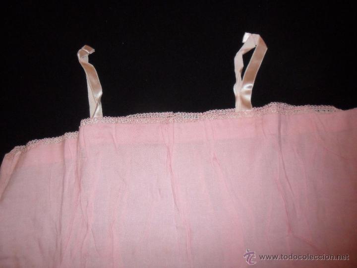 Antig&uuml;edades: Antiguo camis&oacute;n rosado - Foto 3