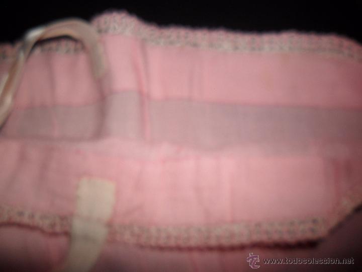 Antig&uuml;edades: Antiguo camis&oacute;n rosado - Foto 4