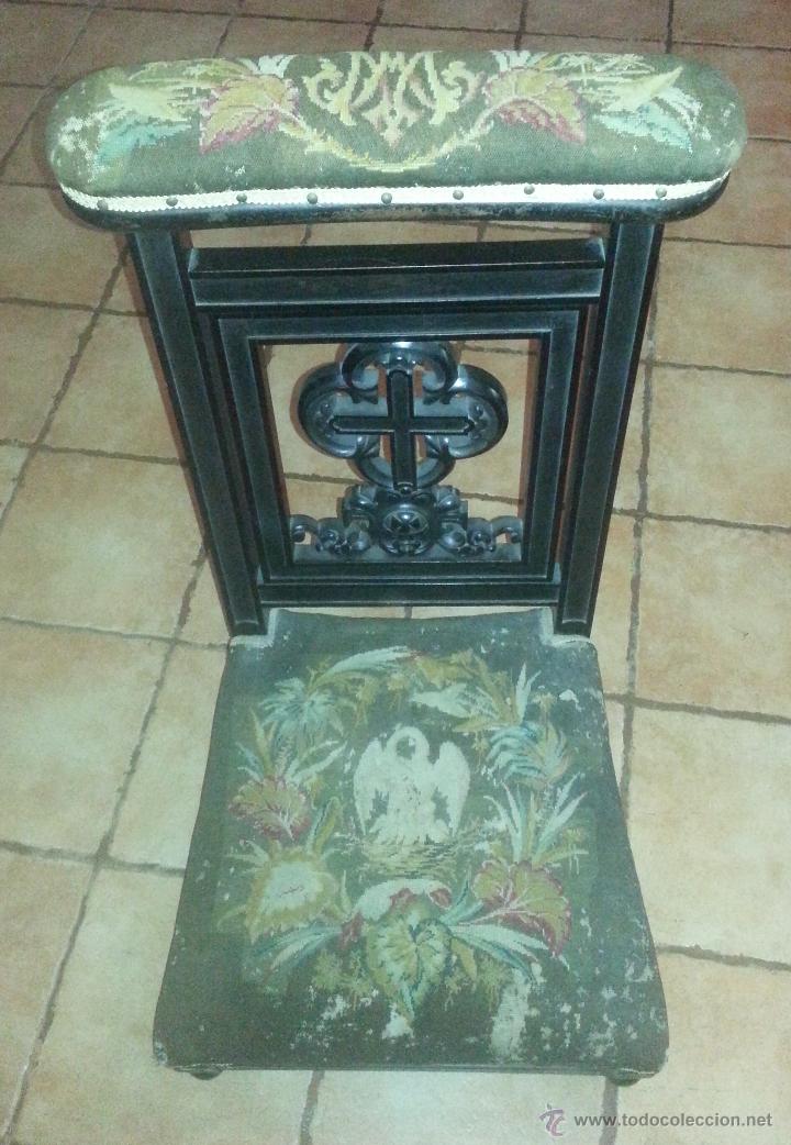 Antig&uuml;edades: Reclinatorio, madera de &iquest;ebano? - Foto 1