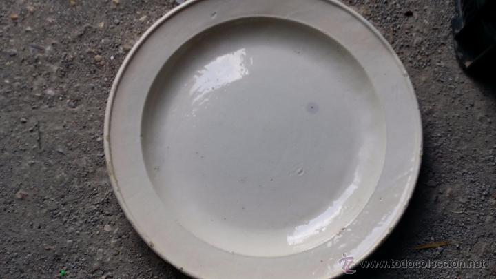 Antig&uuml;edades: lote de 3 antiguas fuentes. - Foto 3