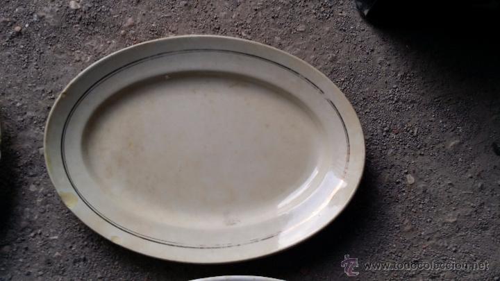 Antig&uuml;edades: lote de  4 fuentes  ovaladas. - Foto 3