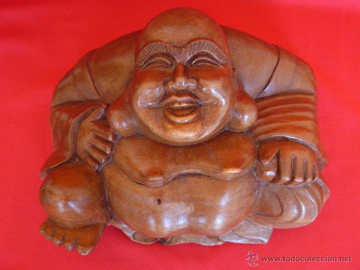 Antig&uuml;edades: Simp&aacute;tica y antigua talla de madera maciza de Buda - Foto 8