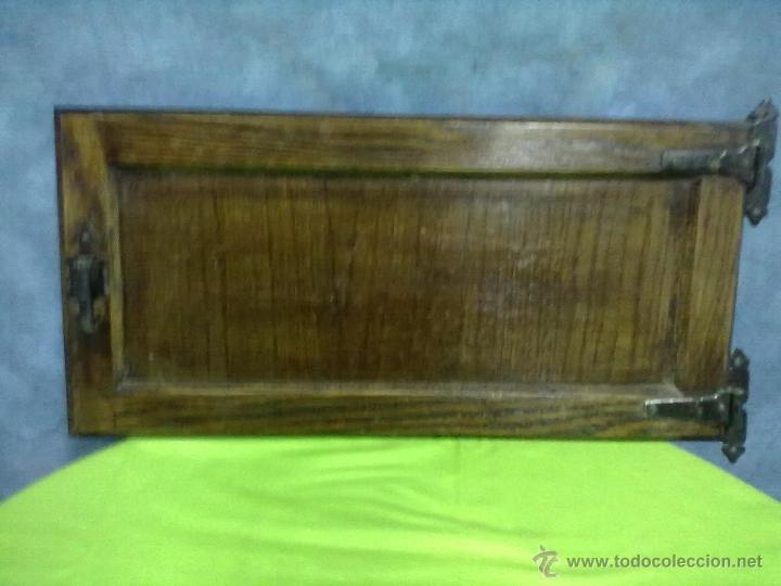 Antig&uuml;edades: PUERTA ROBLE HIERRO SIN EPOCA NUEVA - Foto 1