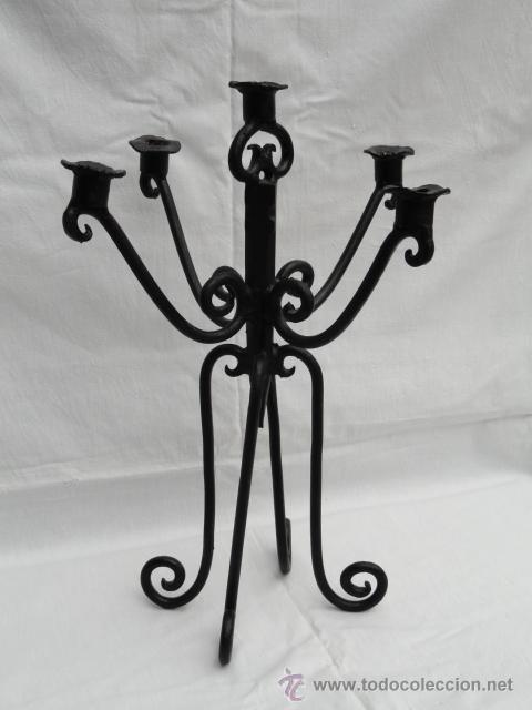 Antig&uuml;edades: CANDELABRO DE HIERRO. - Foto 1