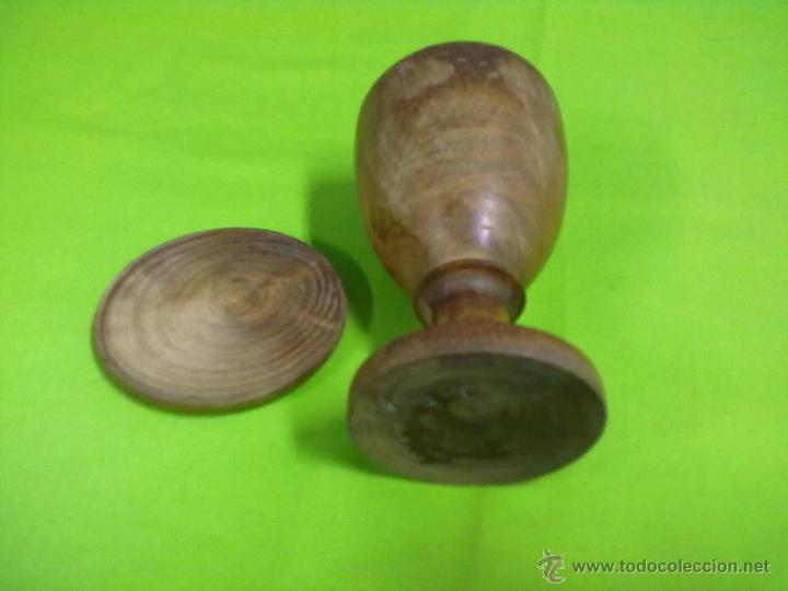 Antig&uuml;edades: COPA MADERA CON TAPA - Foto 3