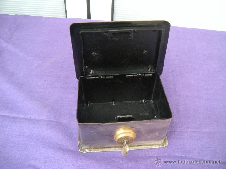 caja caudales con llave joma 20x15,5x9 aprox - Compra venta en todocoleccion