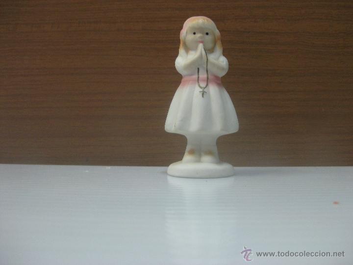Antig&uuml;edades: Ni&ntilde;a Comunion - Foto 1
