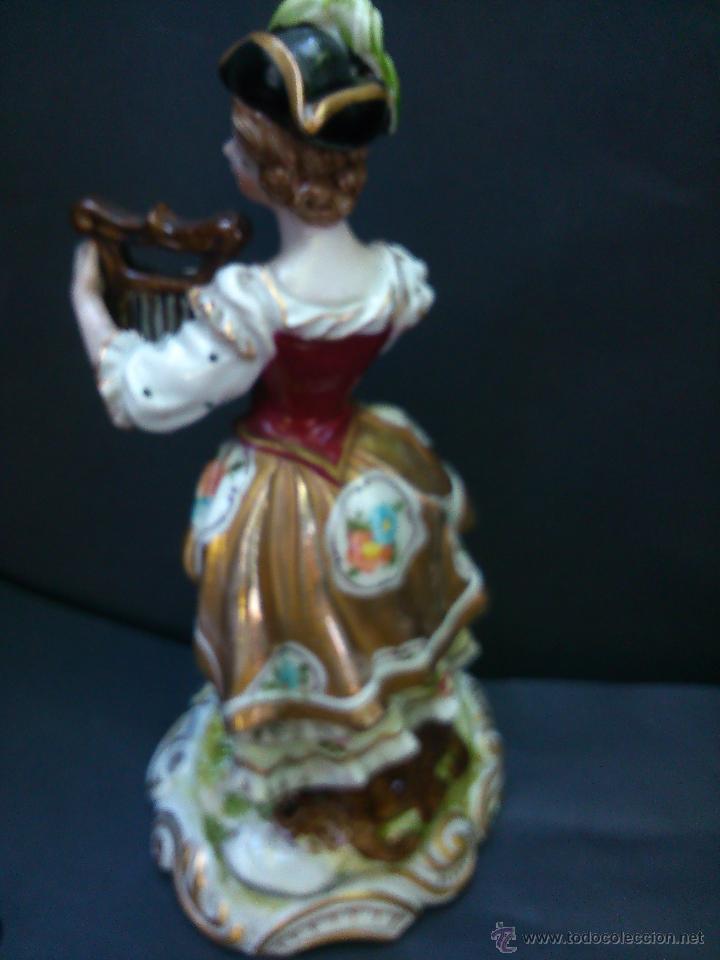 Antig&uuml;edades: * IMPORTANTE PORCELANA .21CM - Foto 5