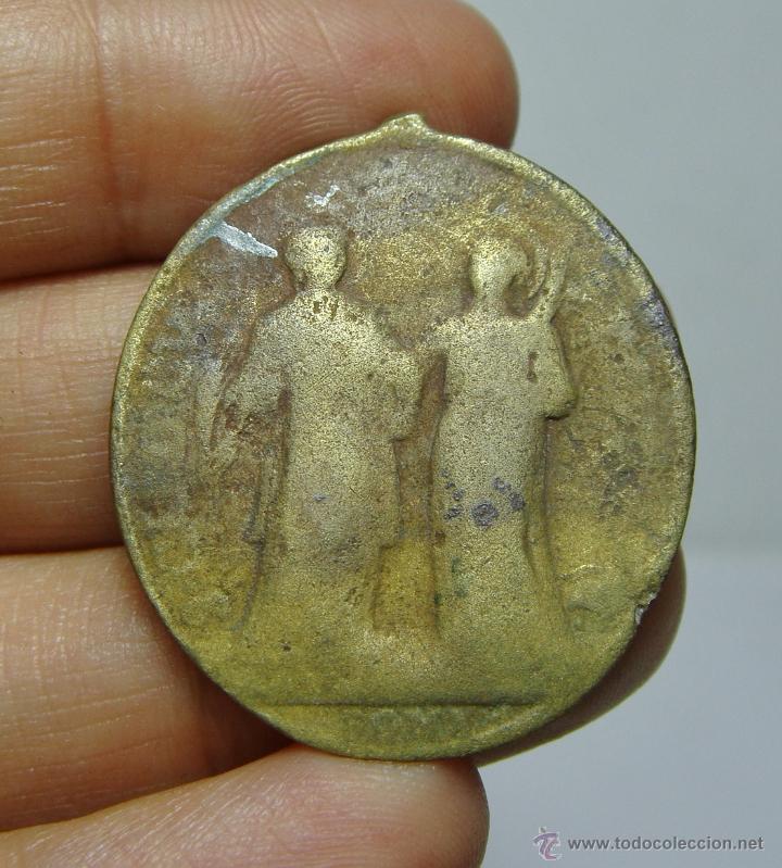 Antig&uuml;edades: Antigua Medalla Religiosa. - Foto 1