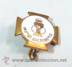 Antig&uuml;edades: INSIGNIA IMPERDIBLE MATER SACERDOTIS - Foto 1