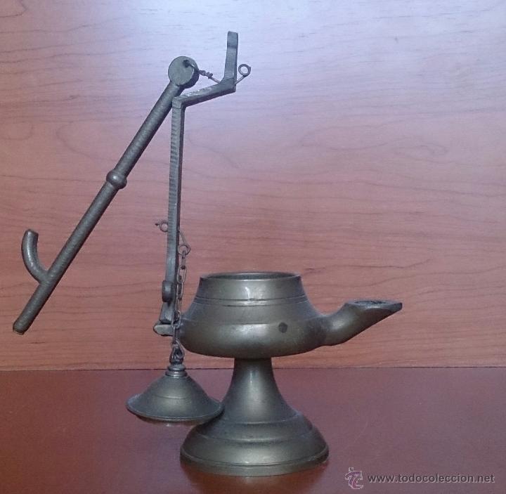 Antig&uuml;edades: L&aacute;mpara antigua de aceite en bronce . - Foto 10