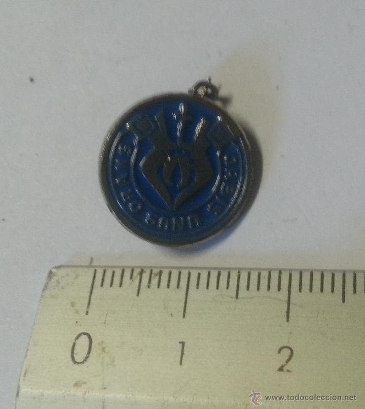 Antig&uuml;edades: Insignia de aguja - Foto 1