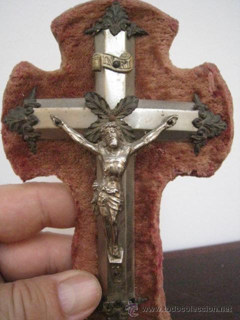 Antig&uuml;edades: ANTIGUO CRUCIFIJO CON PILA BENDITERA. - Foto 3