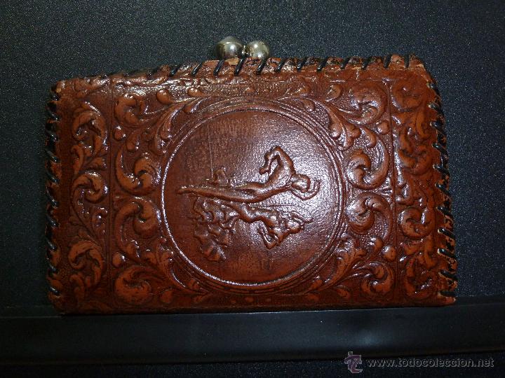 Antig&uuml;edades: CARTERA BILLETERA DE SE&Ntilde;ORA DE CUERO REPUJADO - Foto 4