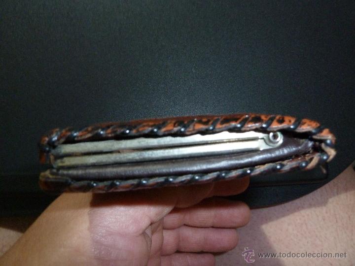 Antig&uuml;edades: CARTERA BILLETERA DE SE&Ntilde;ORA DE CUERO REPUJADO - Foto 9