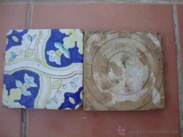 Antig&uuml;edades: pareja de azulejos (TRIANA) - Foto 2