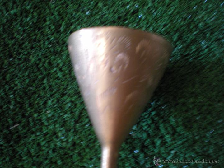 Antig&uuml;edades: Copa de metal 13x6cm - Foto 3