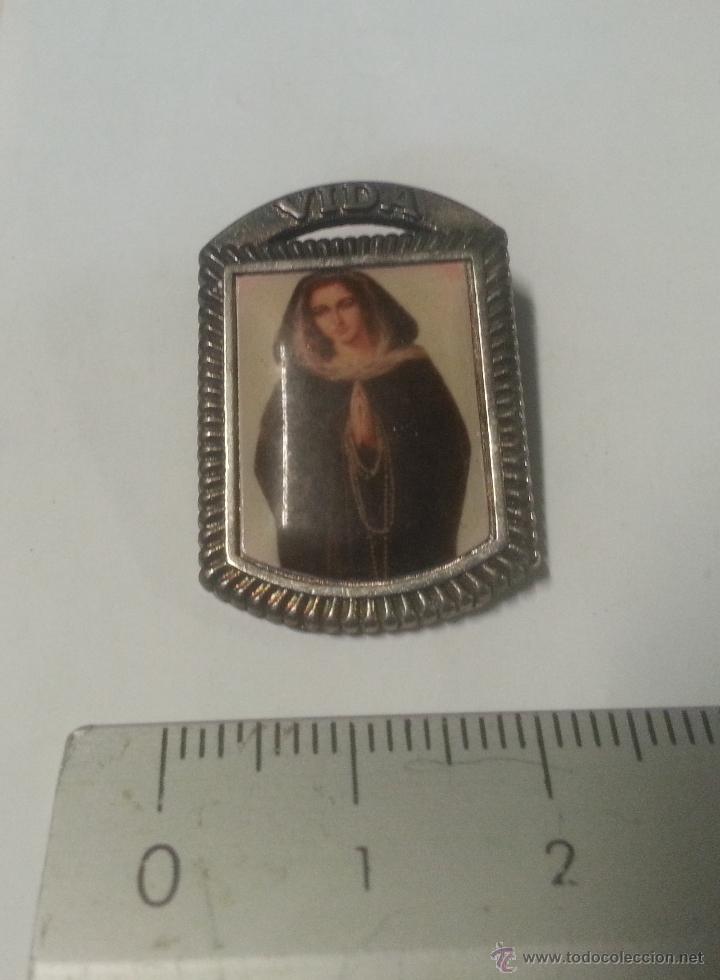 Antig&uuml;edades: Insignia de aguja religiosa, vida - Foto 1