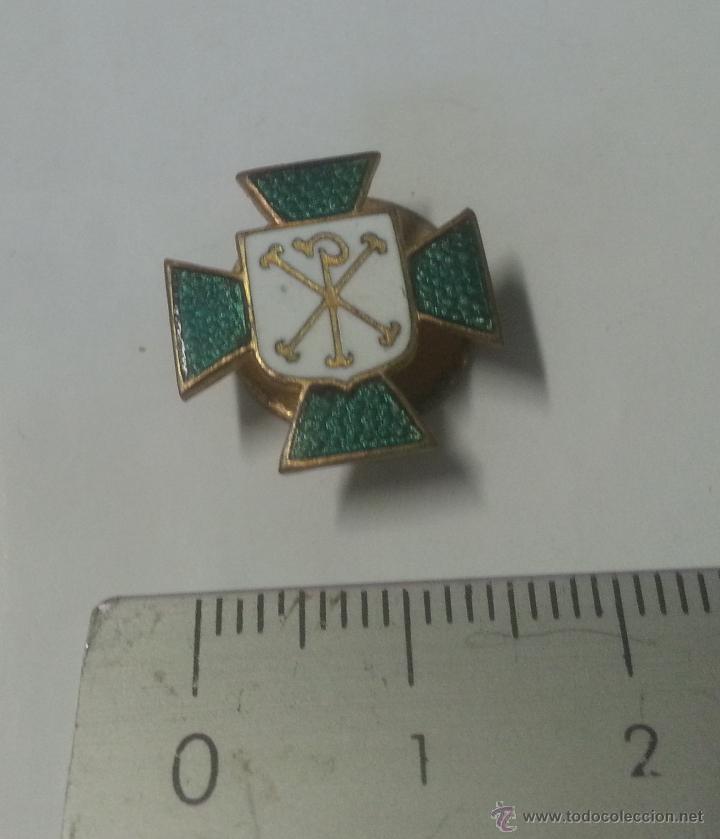 Antig&uuml;edades: Insignia de ojal religiosa, esmaltada - Foto 1