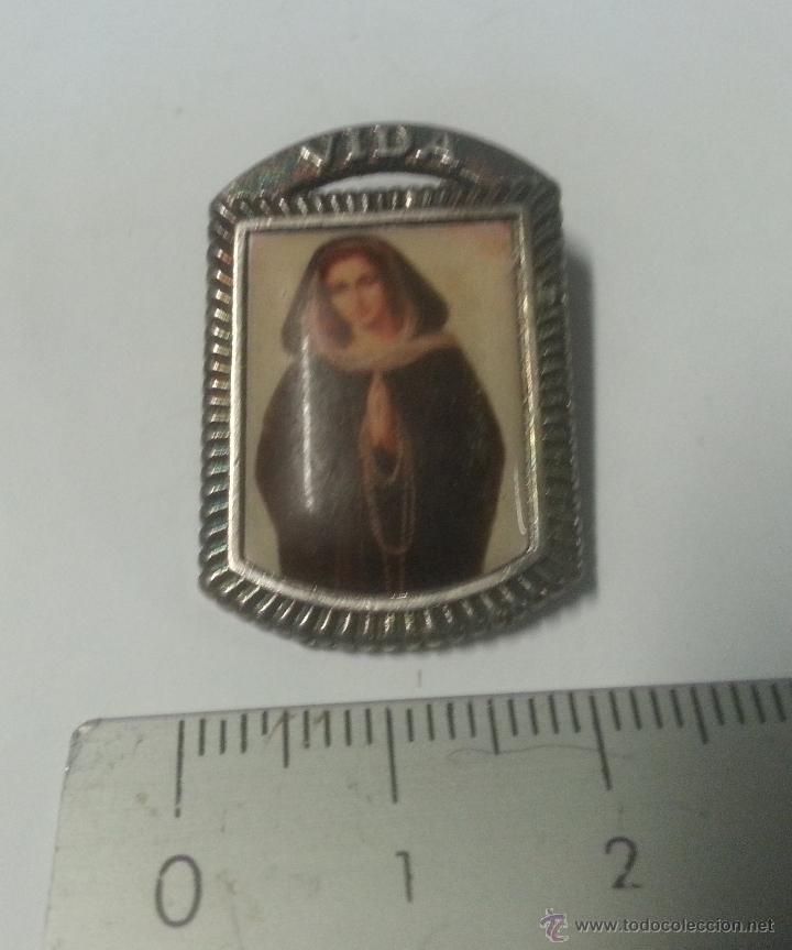 Antig&uuml;edades: Insignia de aguja religiosa, vida - Foto 1