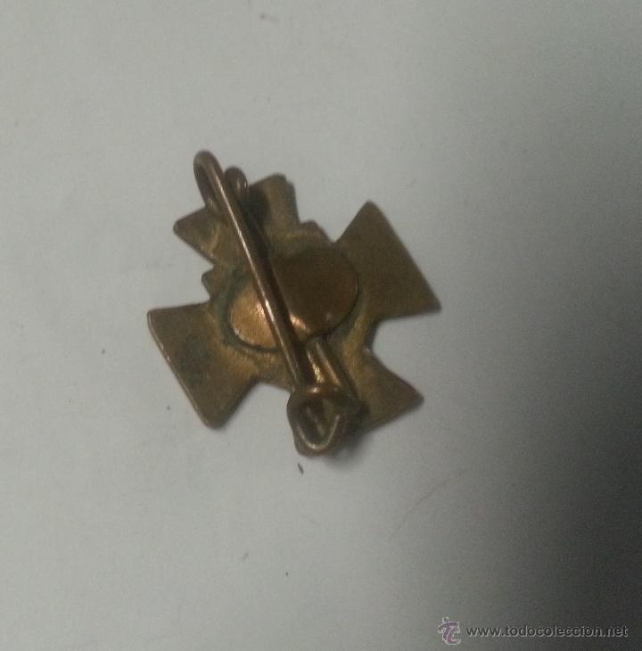Antig&uuml;edades: Insignia de ojal religiosa, esmaltada - Foto 2