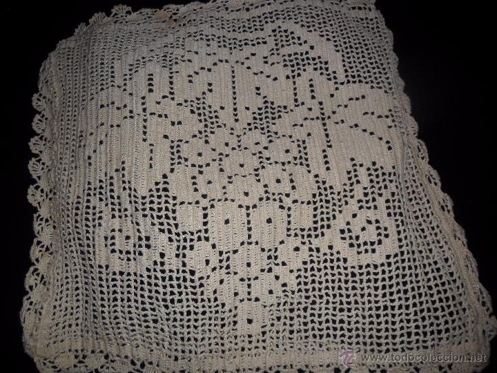 Antig&uuml;edades: Coj&iacute;n / Cuadrante - encaje de crochet - Foto 1