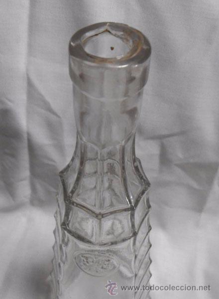 Antig&uuml;edades: PRECIOSA BOTELLA DE CRISTAL - Foto 3