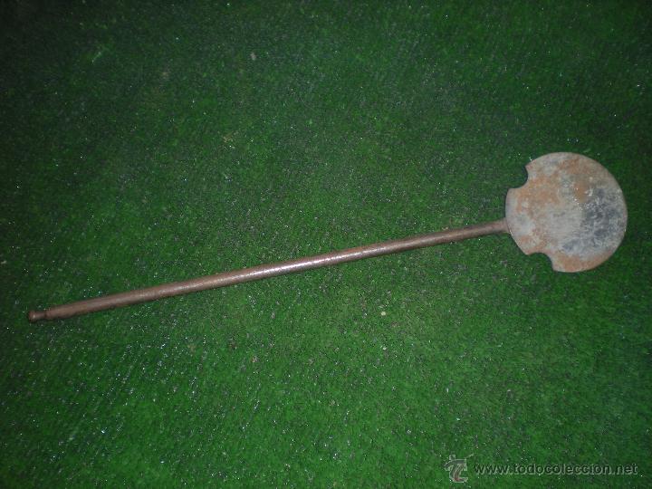 Antig&uuml;edades: Badila de brasero 41x8cm - Foto 1