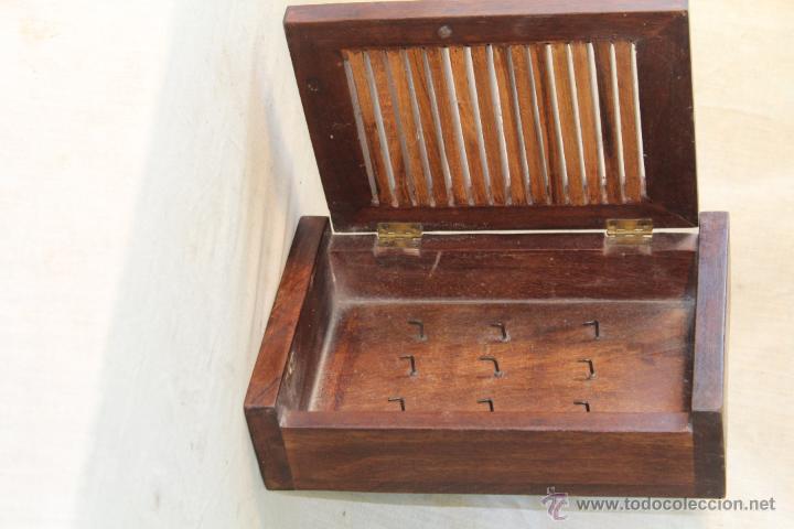 Antig&uuml;edades: caja joyero en madera - Foto 5