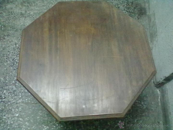 Antig&uuml;edades: MESA OCTOGONAL DE CAOBA PARA RESTAURAR - Foto 2