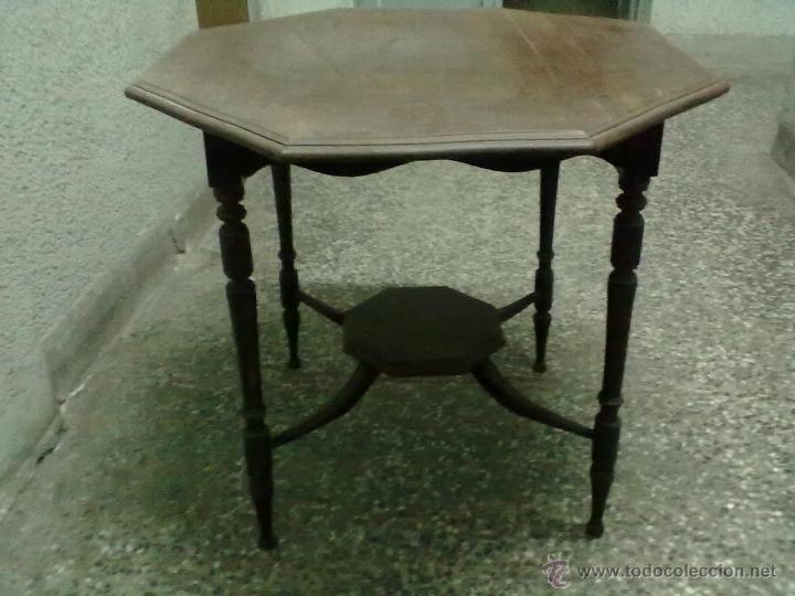 Antig&uuml;edades: MESA OCTOGONAL DE CAOBA PARA RESTAURAR - Foto 4