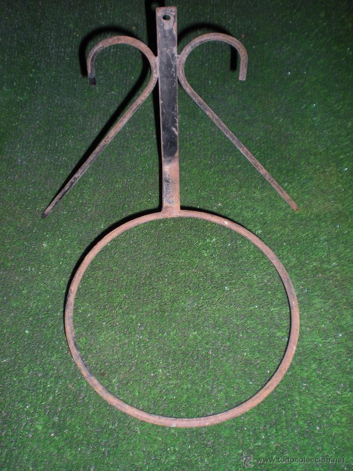 Antiques: Soporte macetero de colgar 21x26cm D17cm