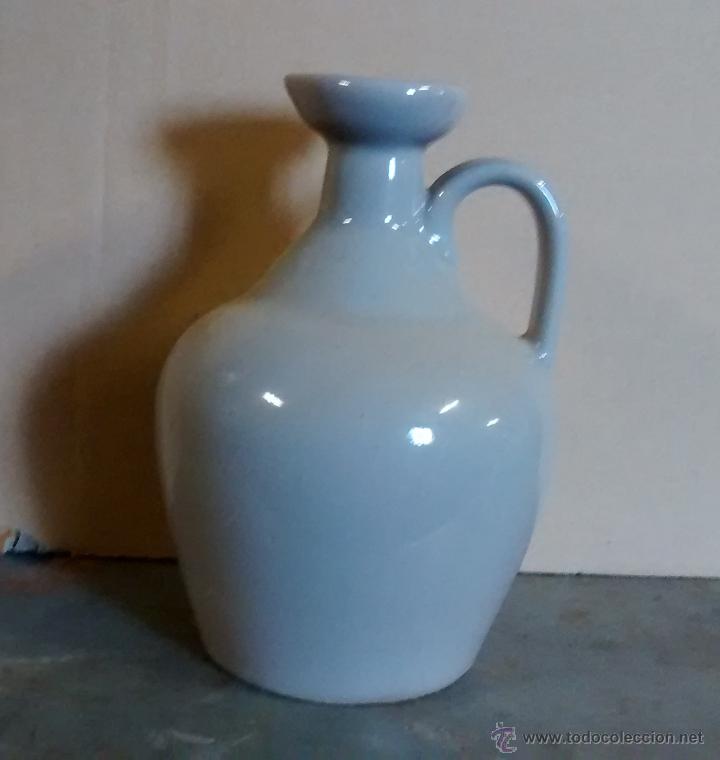 Antig&uuml;edades: Aceitera de cer&aacute;mica de 16 cm de alto - Foto 1