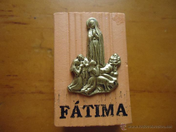 Antig&uuml;edades: VIRGEN DE FATIMA SOBRE MINI LADRILLO - Foto 3