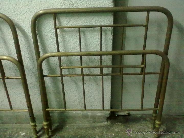 Antig&uuml;edades: PAREJA CAMAS DE LATON DOS - Foto 3