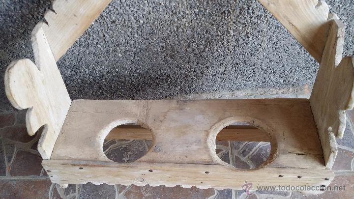 Antig&uuml;edades: antiguo jarrero de madera, precioso - Foto 3