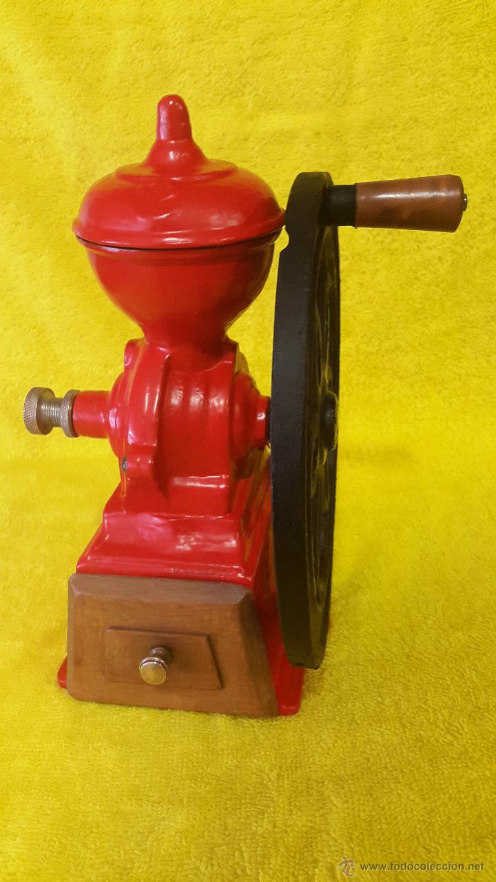 Antig&uuml;edades: ANTIGUO MOLINILLO DE DE CAFE MARCA PATENTADO - Foto 2