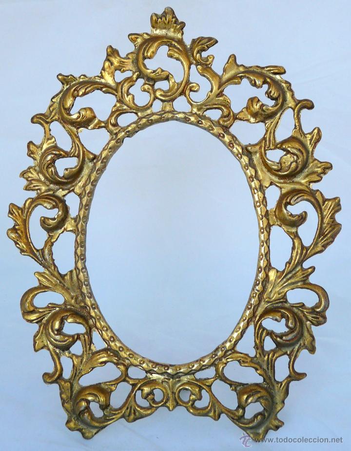 Antig&uuml;edades: MARCO BRONCE DE SOBREMESA CON PIE - Foto 5