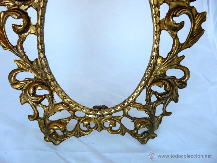 Antig&uuml;edades: MARCO BRONCE DE SOBREMESA CON PIE - Foto 10