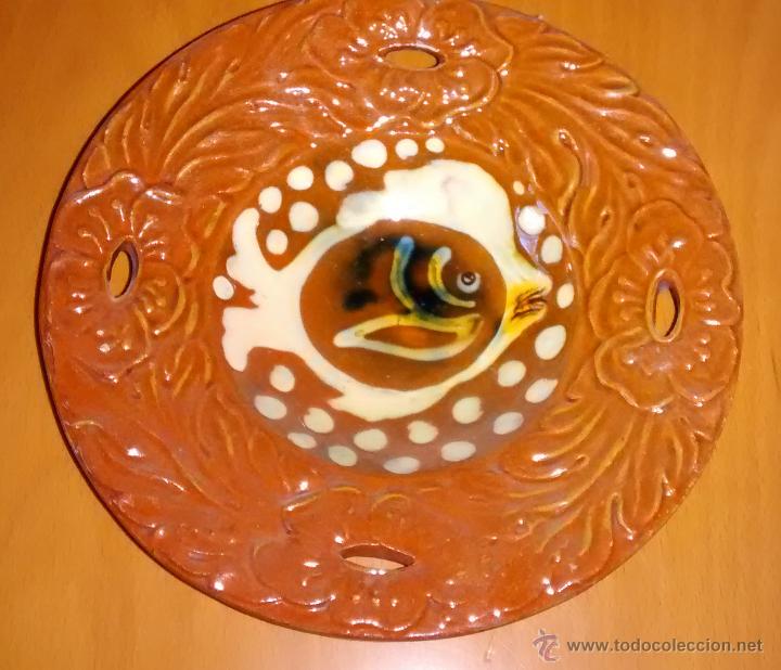 Antig&uuml;edades: Plato de ceramica, 21 cm de di&aacute;metro - Foto 1