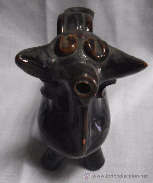 Antig&uuml;edades: BONITO BOTIJO DE COLECCION CON FORMA DE PERRO - Foto 2