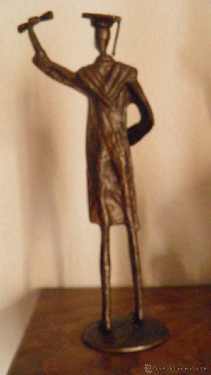 Antig&uuml;edades: GRADUADO. BRONCE PATINADO, 30 CMS. - Foto 1