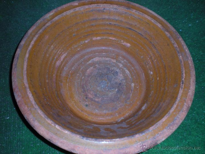 Antig&uuml;edades: LEBRILLO de barro di&aacute;metro 30x8cm - Foto 3