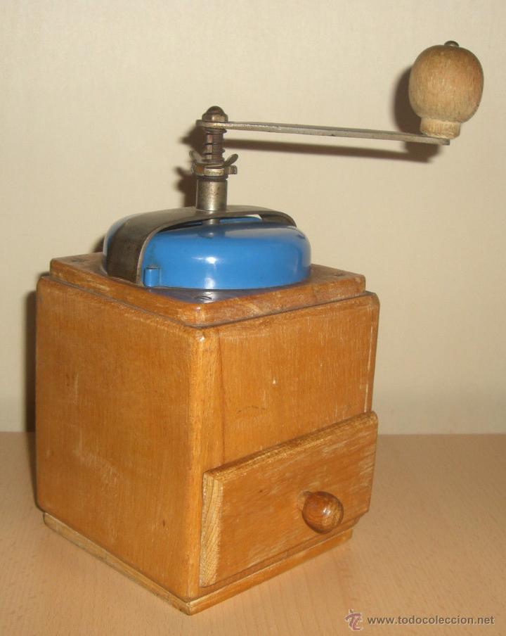 Antig&uuml;edades: N&ordm;4 ANTIGUO MOLINILLO DE CAF&Eacute; MADERA - Foto 1