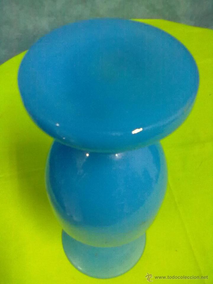 Antig&uuml;edades: JARRON OPALINA AZUL DE MURANO - Foto 3