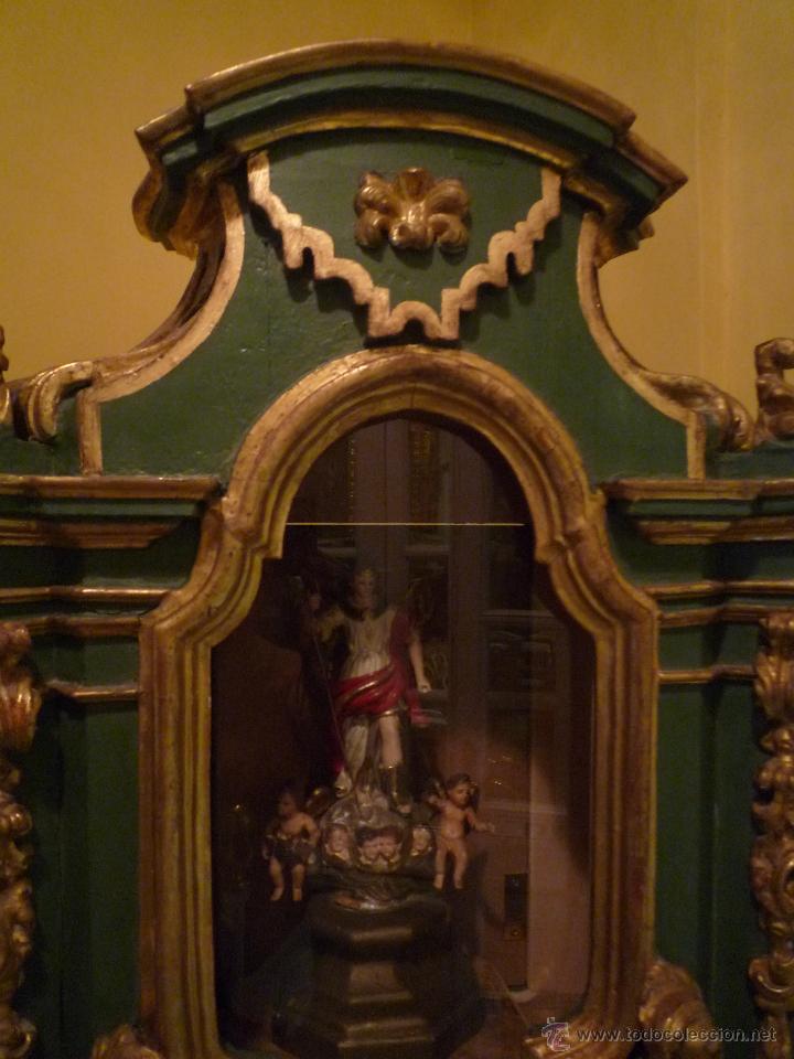 Antig&uuml;edades: Tabernaculo del S. XVIII en madera pintada y dorada - Foto 7